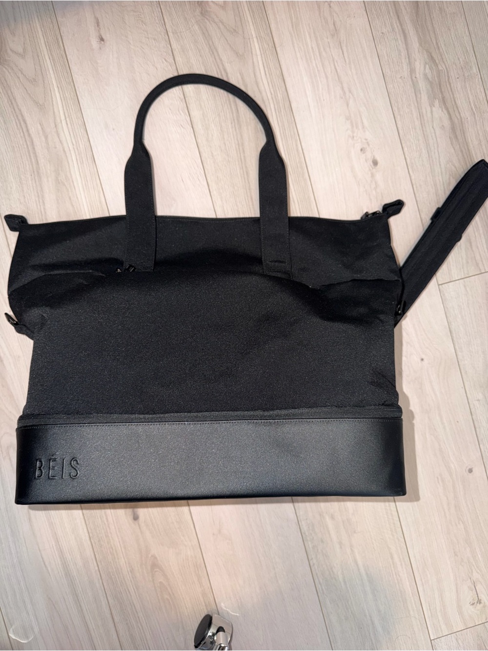 NEW Version BEIS Black Weekender Bag